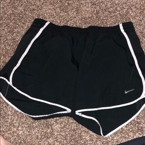 Women’s Nike Shorts Medium Black
